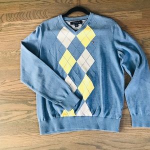 {3 for $25} Tommy Hilfiger cotton sweater
